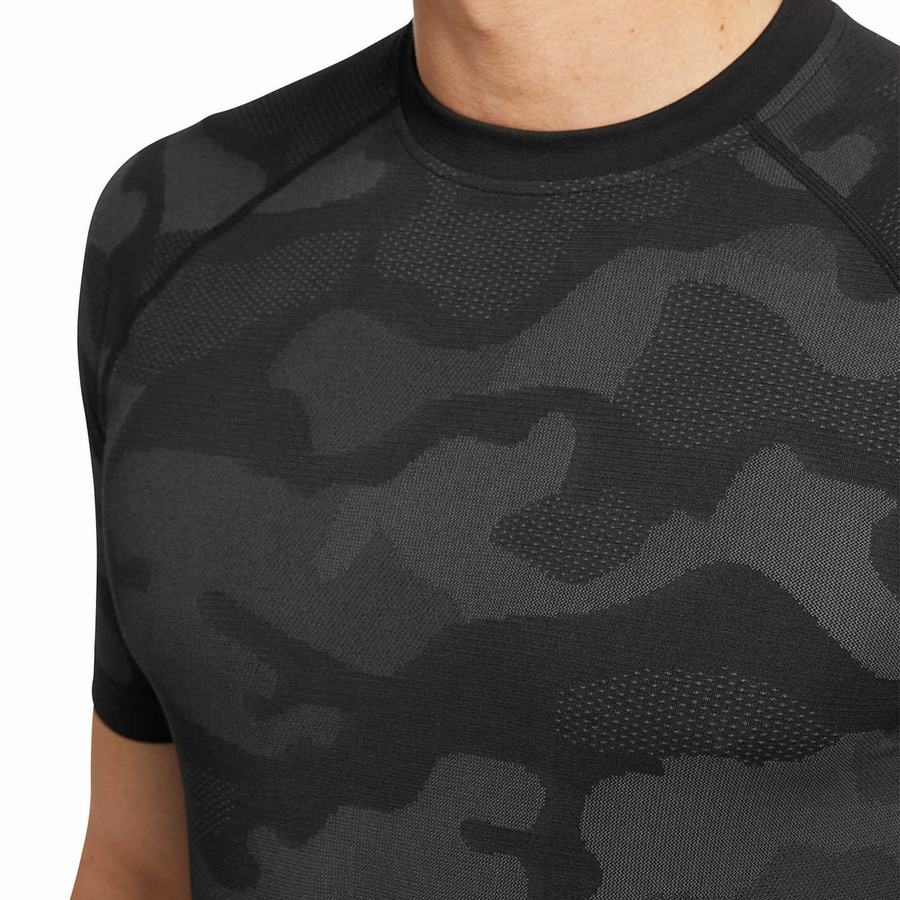 Black Men Wolverine Camo Mesh Crew Neck Undershirt T Shirts | XPA4286ZT